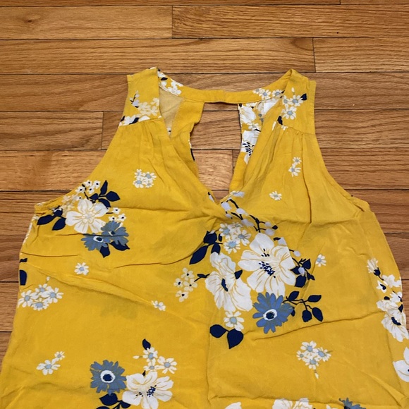 Old Navy floral sleeveless dress - Picture 3 of 6